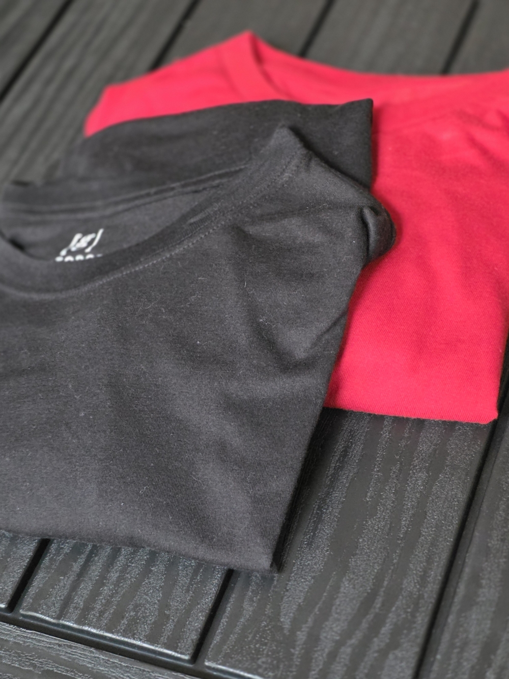 George Short Sleeve Crew T-Shirts - Black & Red